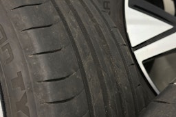 valkoinen Volvo XC40 2021 kuva 30.