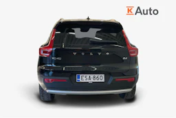 Musta Volvo XC40 2022 kuva 3.