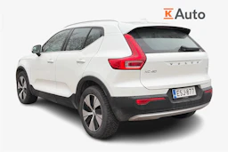 Valkoinen Volvo XC40 2021 kuva 2.