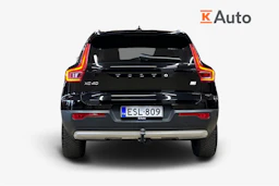 musta Volvo XC40 2021 kuva 3.