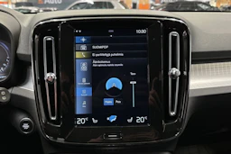 musta Volvo XC40 2021 kuva 15.