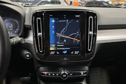 musta Volvo XC40 2021 kuva 20.