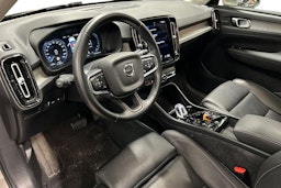 harmaa Volvo XC40 2021 kuva 3.