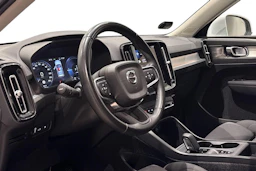 met. valkoinen Volvo XC40 2021 kuva 6.