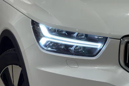met. valkoinen Volvo XC40 2021 kuva 12.