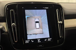 met. valkoinen Volvo XC40 2021 kuva 21.