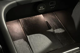 met. valkoinen Volvo XC40 2021 kuva 29.