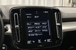 musta Volvo XC40 2021 kuva 25.
