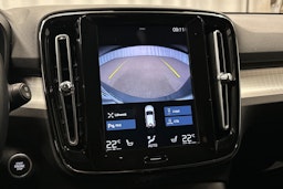 musta Volvo XC40 2021 kuva 28.