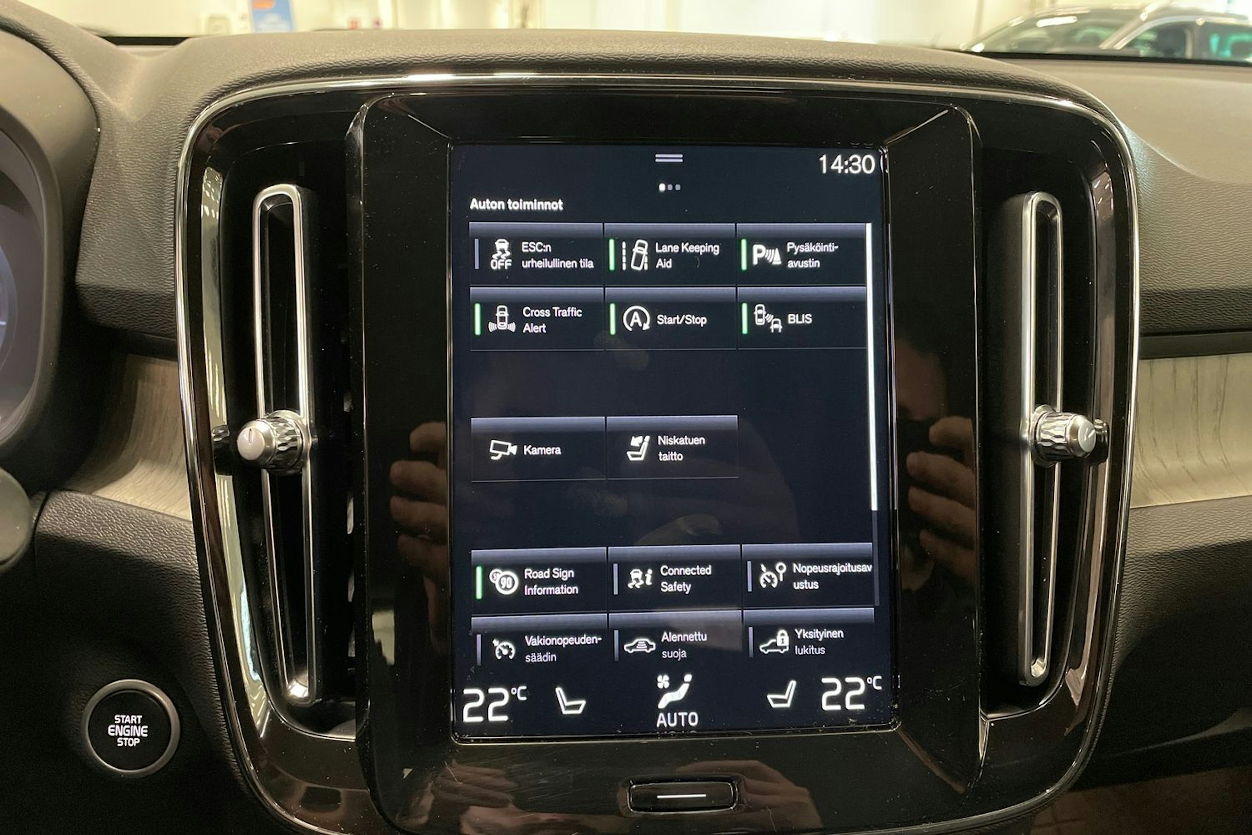 met. sininen Volvo XC40 2021 kuva 23.