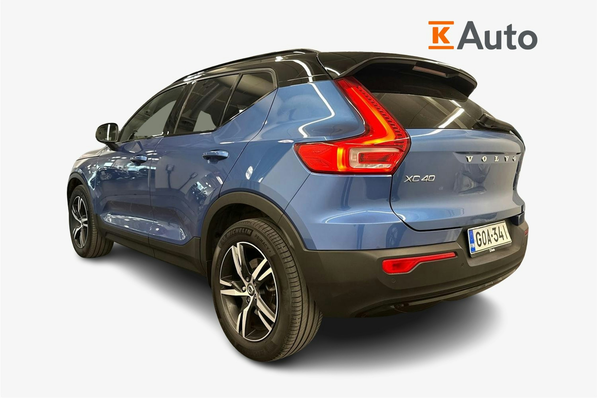 Sininen Volvo XC40 2021 kuva 2.