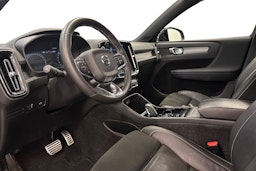 Sininen Volvo XC40 2021 kuva 7.