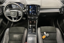 Sininen Volvo XC40 2021 kuva 9.