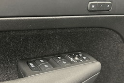 Sininen Volvo XC40 2021 kuva 15.