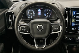 Sininen Volvo XC40 2021 kuva 17.