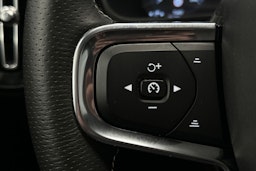 Sininen Volvo XC40 2021 kuva 19.
