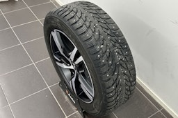 Sininen Volvo XC40 2021 kuva 28.
