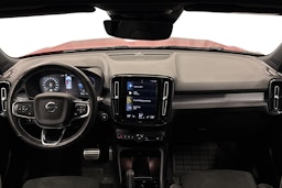 punainen Volvo XC40 2021 kuva 8.