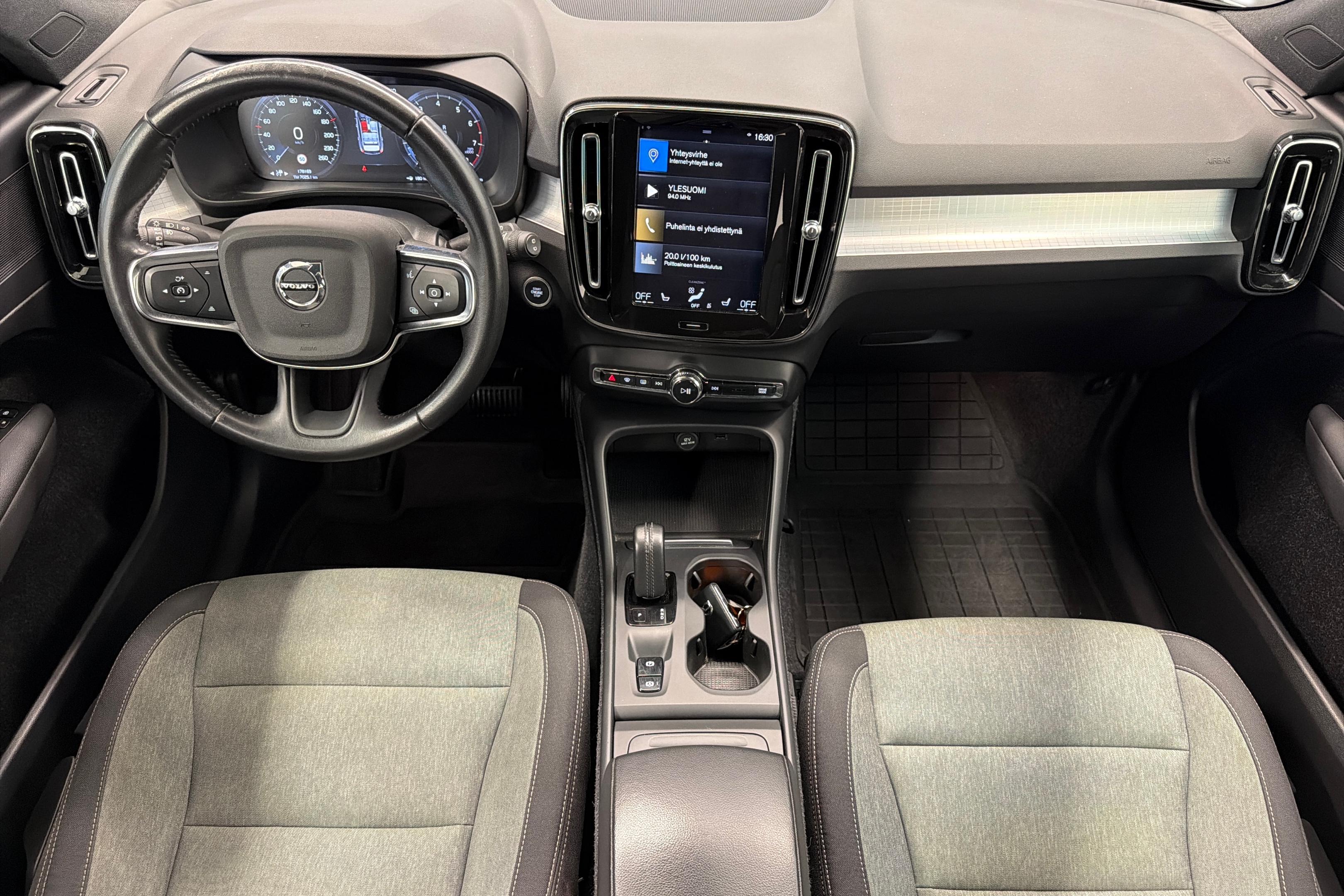 Volvo XC40 B4 MHEV Business aut 2021, bild 7/30