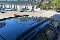 punainen Volvo XC40 2021 kuva 13.