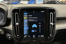 sininen Volvo XC40 2021 kuva 19.