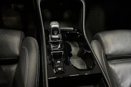 sininen Volvo XC40 2021 kuva 26.