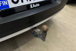 sininen Volvo XC40 2021 kuva 32.