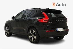 musta Volvo XC40 2021 kuva 3.