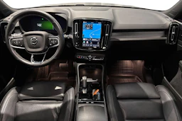 musta Volvo XC40 2021 kuva 9.