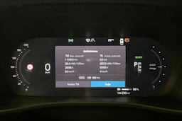 musta Volvo XC40 2021 kuva 21.