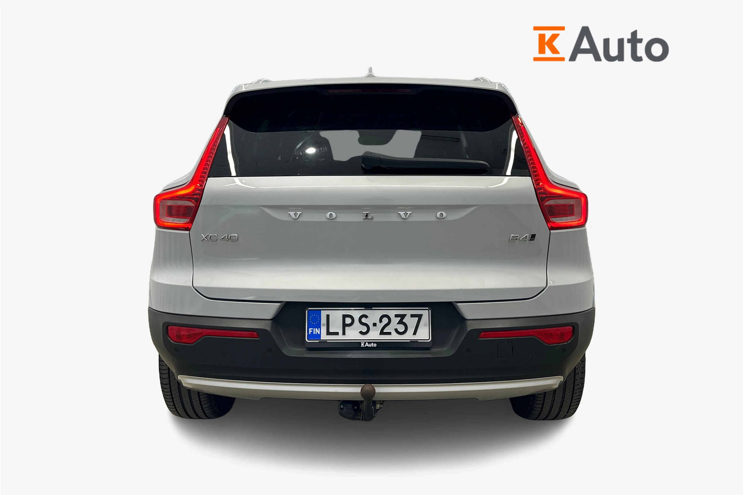 Harmaa Volvo XC40 2021 kuva 3.