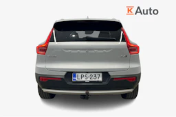 Harmaa Volvo XC40 2021 kuva 3.