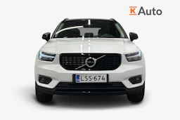 valkoinen Volvo XC40 2021 kuva 4.