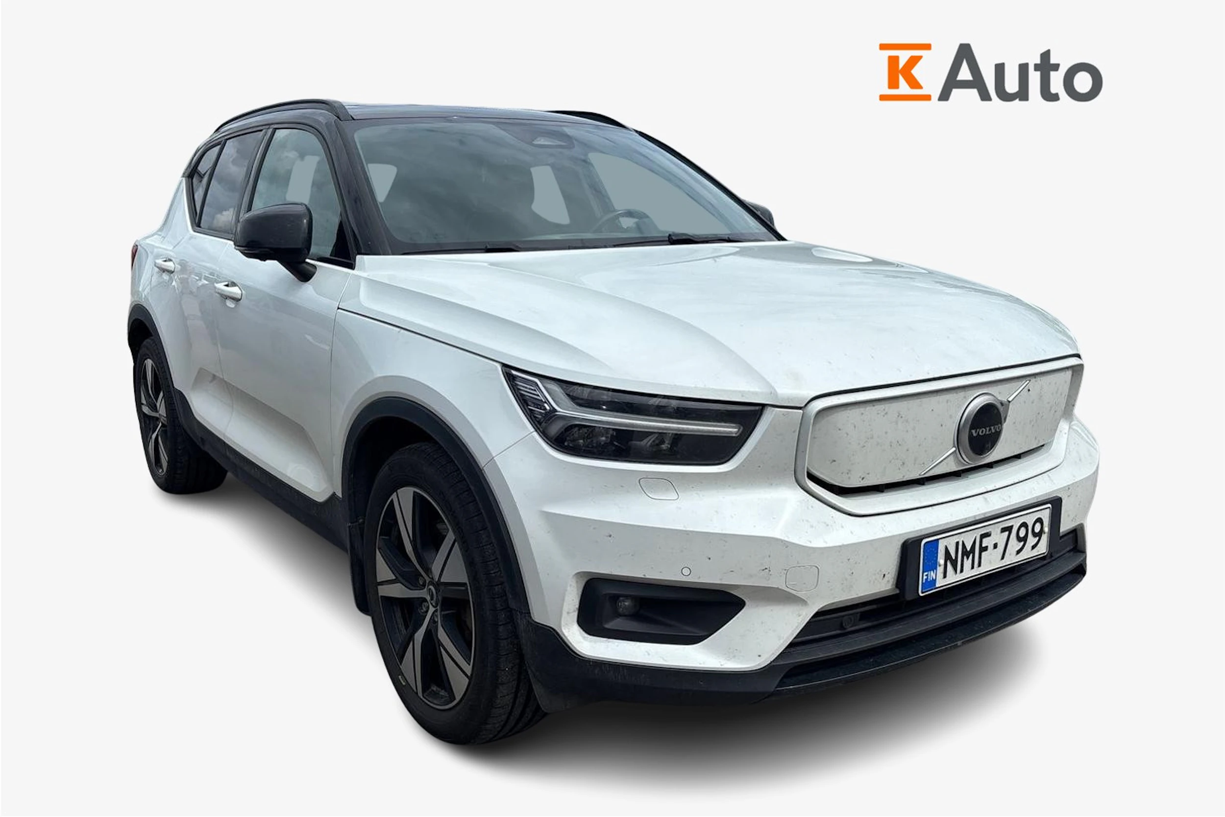 valkoinen Volvo XC40 2021 kuva 1.