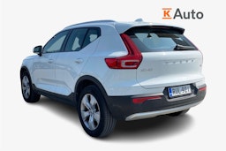 valkoinen Volvo XC40 2021 kuva 2.
