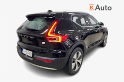 musta Volvo XC40 2021 kuva 5.