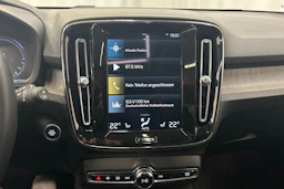 harmaa Volvo XC40 2021 kuva 22.