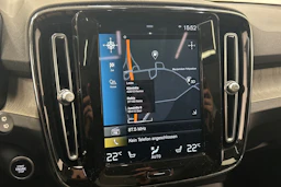 harmaa Volvo XC40 2021 kuva 24.