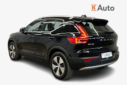 musta Volvo XC40 2022 kuva 2.