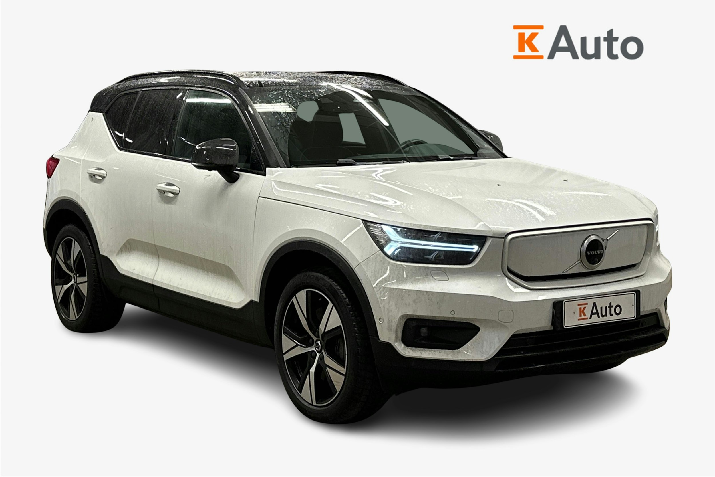 valkoinen Volvo XC40 2022 kuva 1.