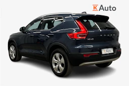 sininen Volvo XC40 2022 kuva 2.