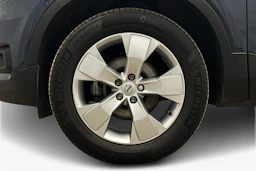 sininen Volvo XC40 2022 kuva 9.