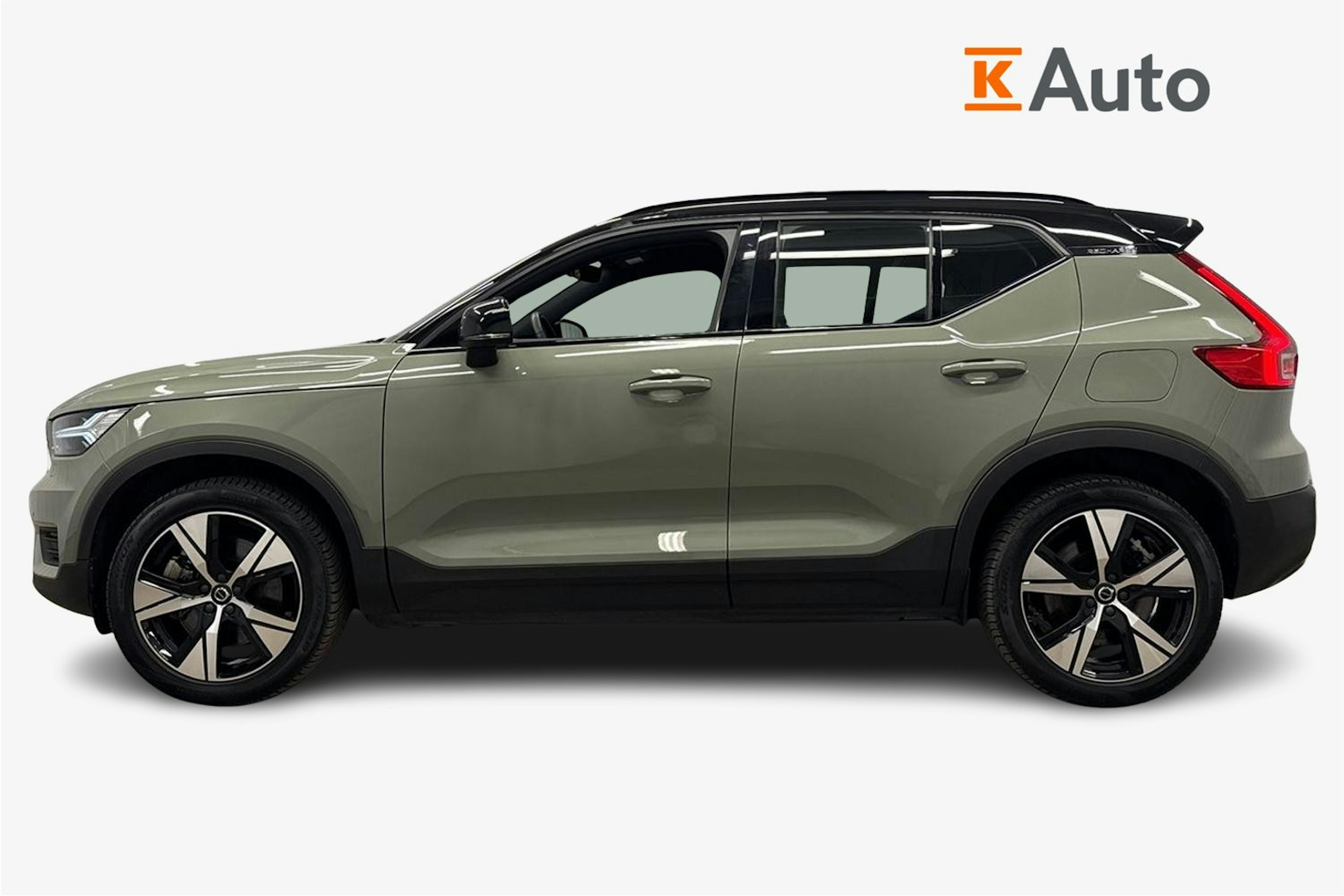 vihreä Volvo XC40 2022 kuva 5.