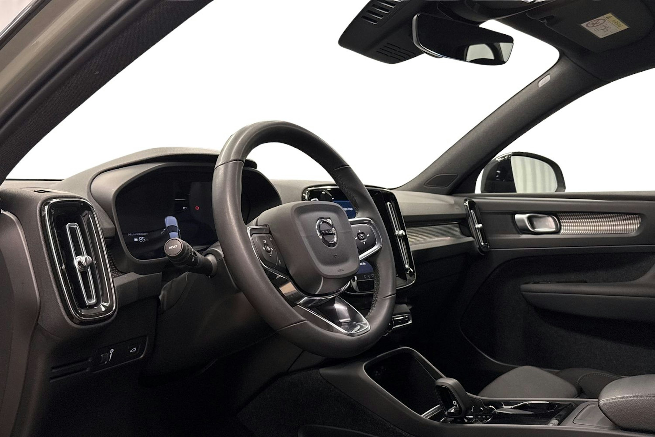 vihreä Volvo XC40 2022 kuva 6.
