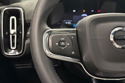vihreä Volvo XC40 2022 kuva 10.