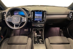 musta Volvo XC40 2022 kuva 9.