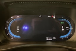 musta Volvo XC40 2022 kuva 20.