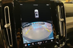 musta Volvo XC40 2022 kuva 22.
