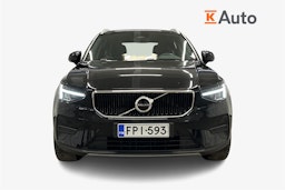 musta Volvo XC40 2023 kuva 5.