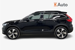 musta Volvo XC40 2022 kuva 6.